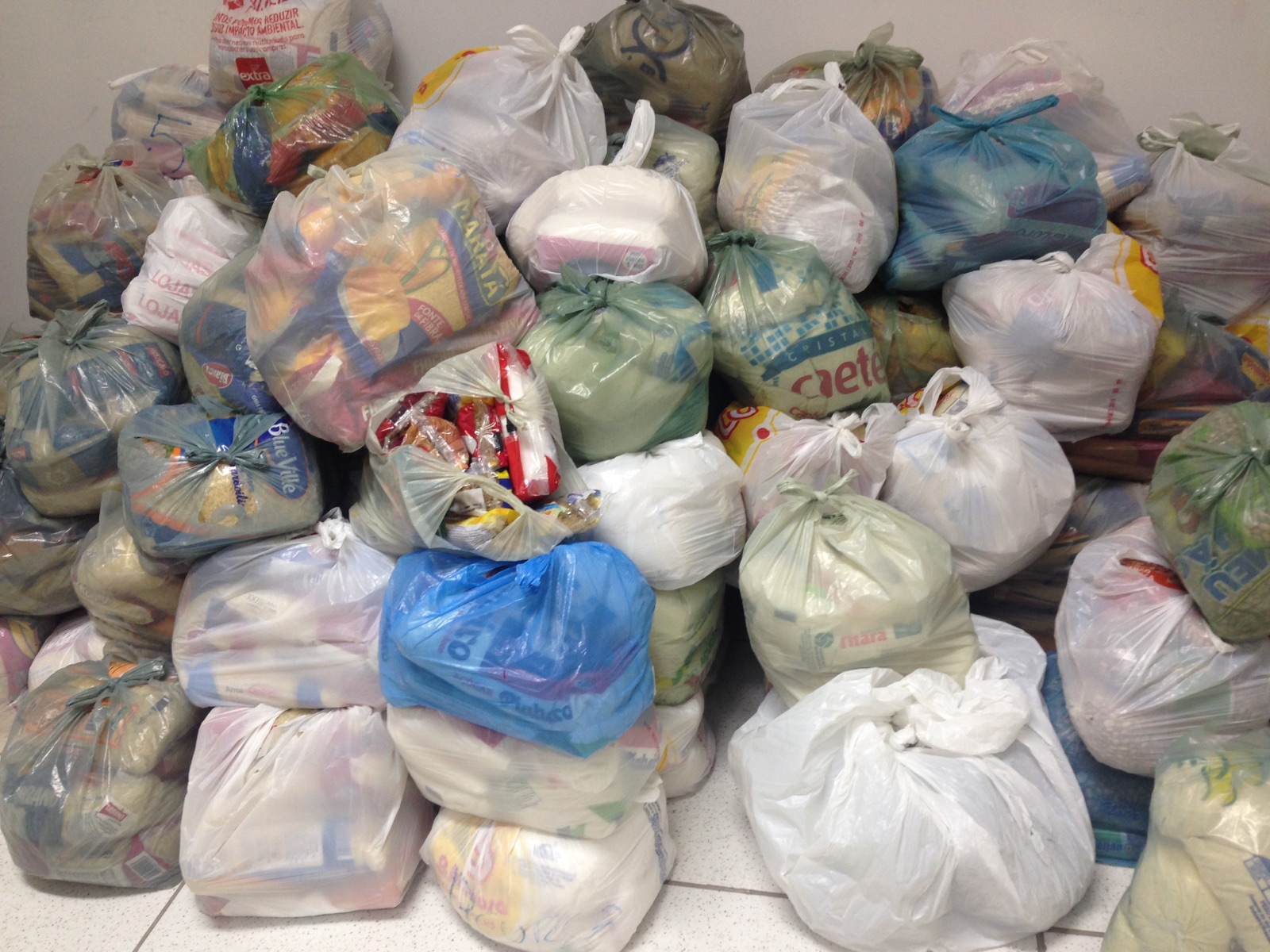 Alimentos arrecadados na corrida ‘Trânsito Vivo’ serão doados a instituições filantrópicas - SMTT Aracaju